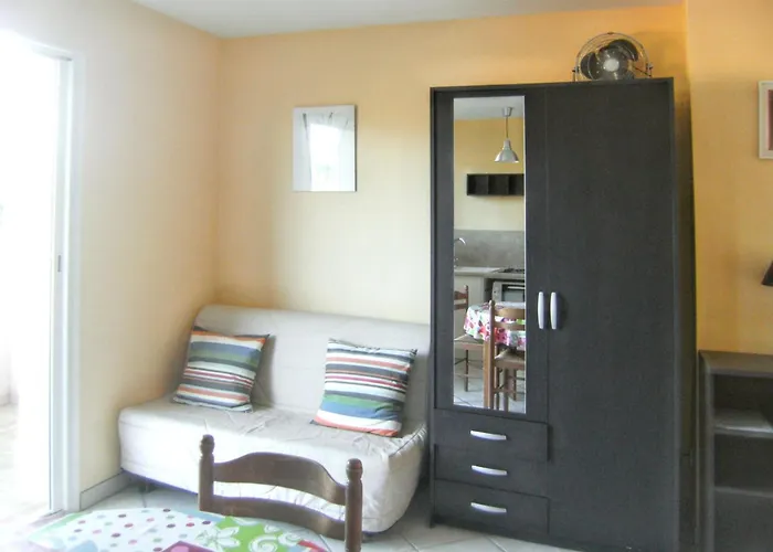 Apartman A - 20 M² - Terrasse Accueillante Hyères